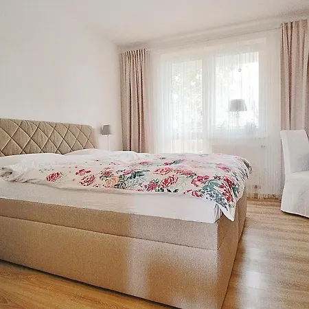 Apartment Jediny *